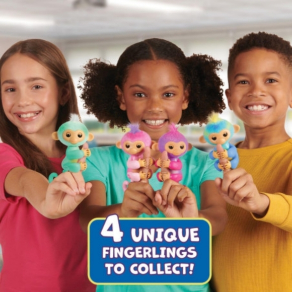 NEW Fingerlings Interactive Baby Monkey 70 Sounds & Reactions Charli Pink Purple - Picture 9 of 9